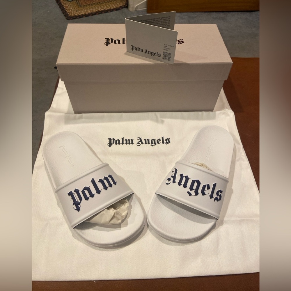 New! Palm Angels slides Sz 31/32=13.5/1 US